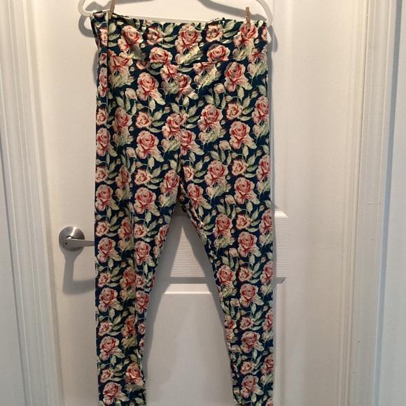Lularoe TC2 leggings - Picture 1 of 4